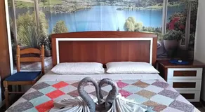 Villa Varano Borghi - Lake - Image 2