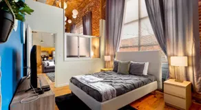 Trifecta Historic Brick 2BR Getaway Superhost - Image 2