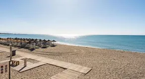 MalagaSuite Puerto de Fuengirola Apartamentos - Image 4