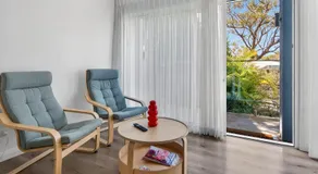 Garigal Retreat with Pool access - Image 4