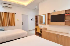 Urbanview Hotel Syariah Hapsari YIA - Image 4