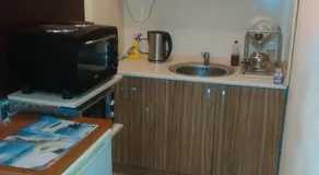 Fits Guest House - Image 3