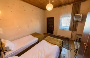Elite Cave Suites - Image 4