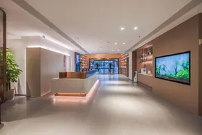 Starway Hotel Ningbo Railway Station South Square - Image 4