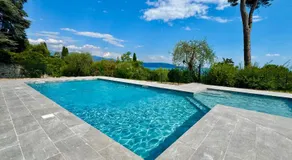Garda Lake View Pool & Parking - Image 3