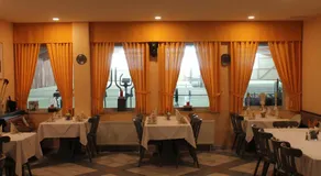TOTO's Gasthaus - Image 3