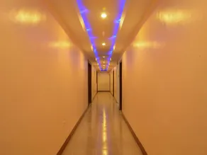 The Premiere Business Hotel - Image 4
