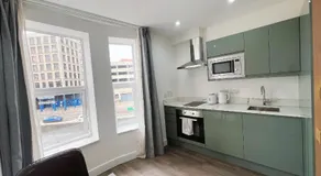 10 Chic studio Apartments in Birmingham city centre - Image 2