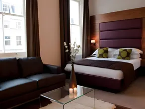 10 Pembridge Gardens Hotel - Image 2