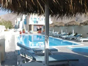Sea La Vie Beachfront Suites - Image 4