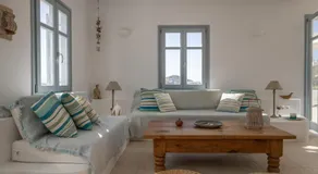 Minos Villa Antiparos - Image 2