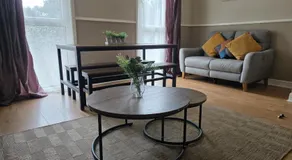 3BR House with Parking 10 Mins to Airport Sleeps 6 - Image 5