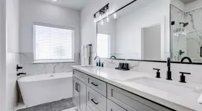 Premier 3BR Family Escape in the heart of Houston - Image 2