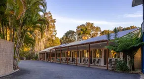 Tin Can Bay Motel - Image 5