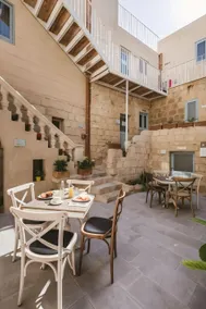 Talbot & Bons Bed & Breakfast - Image 4