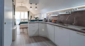 Aranyhegy Apartmanház - Image 3