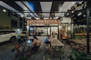 The Yard Bangkok Hostel - Image 3