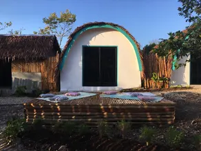 Love Shack Hostel & Cafe - Image 1