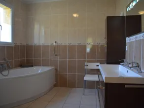 Paradise for all, with private pool, trampoline, table tennis, sports field - Image 2