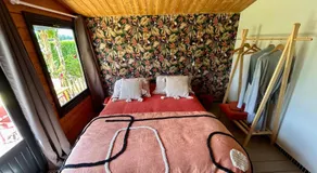 Cabane romantique climatisée avec piscine en pleine nature - Image 3