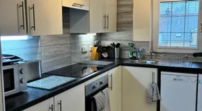 Castell Cottages Central with Parking - Image 3