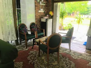Nurin Cottage: Tranquil Rustic Retreat - Image 3