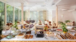 Hotel Gallia Palace - Image 2