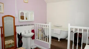 Ladywood House Bed and Breakfast - Image 2