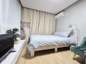 Stay in North Seoul - Image 2