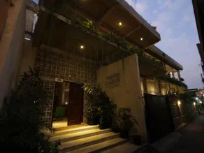 Pawon Cokelat Guest House Yogyakarta - Image 2