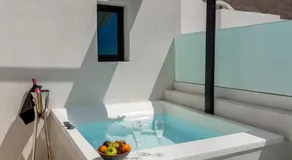 Santo Mangata Boutique Hotel and Spa - Image 5