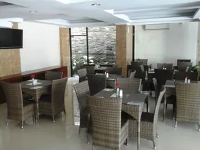 Maranatha Grand Hotel - Image 5