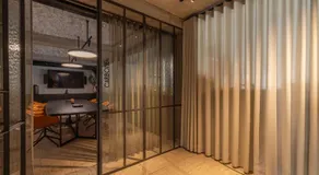 Green Hotel - Image 5