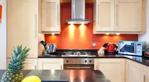 Mews Cottage Bangor - Image 3