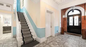 De Parys Guest House - Fully Airconditioned - Image 5