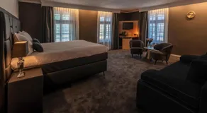 Square Boutique Hotel & Brasserie - Image 2