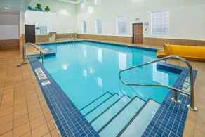 Quality Inn & Suites Lethbridge - Image 2