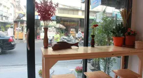 Happy Hostel - Image 4
