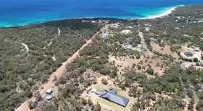 Eagle Bay House - Image 3