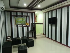 EZI HOTEL KLANG - Image 4