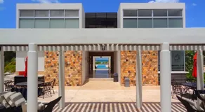 Citnos Luxury Accommodation - Image 4