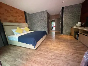 Loft122 Hotel - Image 2
