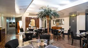 Hotel Les Arcades - Image 5