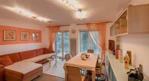 Palm Point Apartment - Image 2