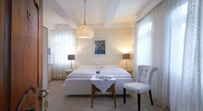 Hotel Gasthof Zu den Linden - Image 2