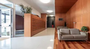 VIVA Stadium Residence Studios - Image 4
