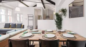 2 Bed Northern Quarter Loft Conversion City Centre - Image 3