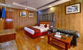 Hotel Mayur by RoomsInc Katra - Image 2