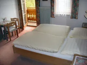Hotel Gasthof Schweizerhaus - Image 2