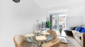 The Modern Apartments - 2 Bedroom with Parking by 360Stays - Image 4
